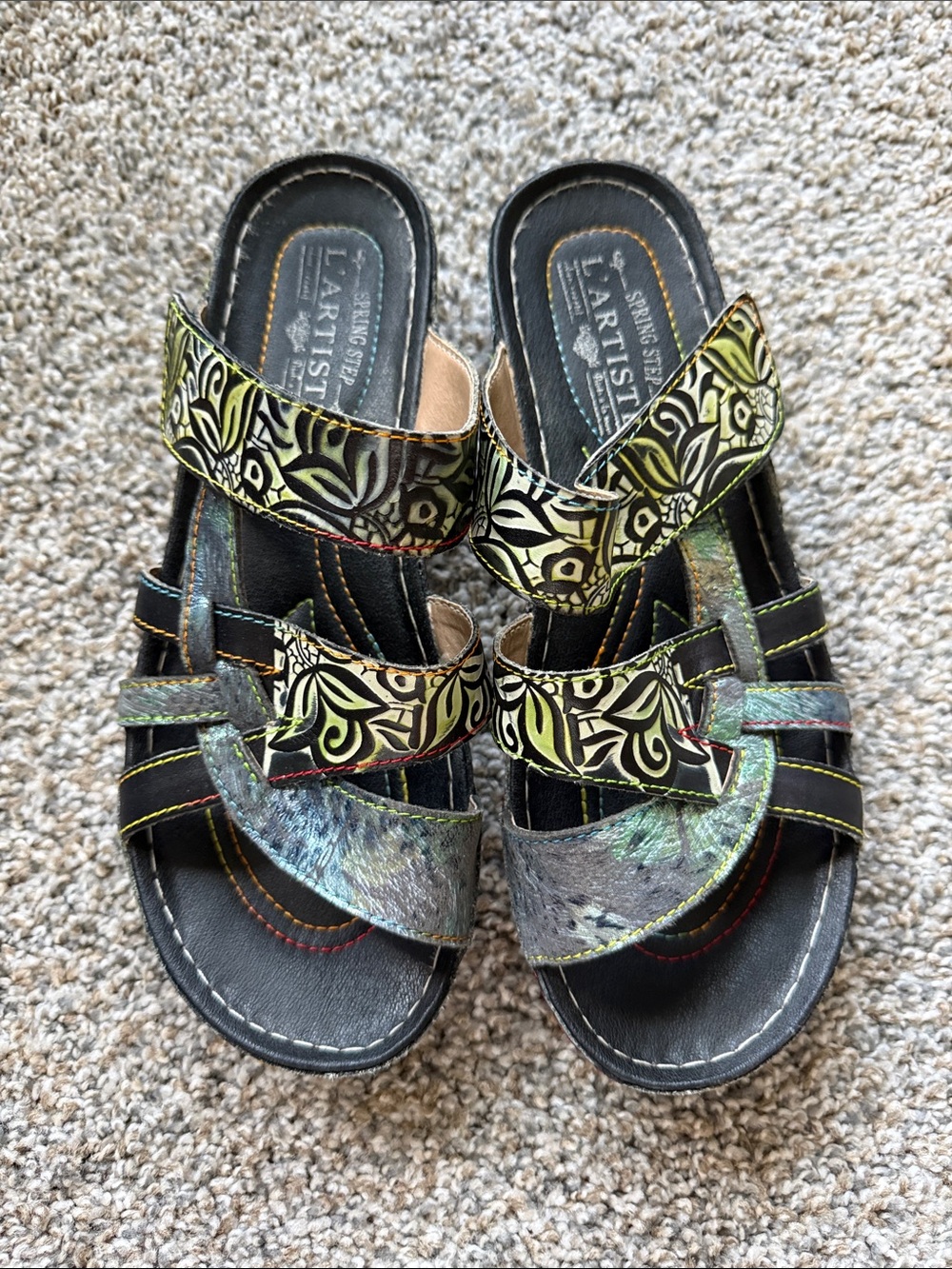 L’Artiste Patterned Green & Black Women’s Sandals